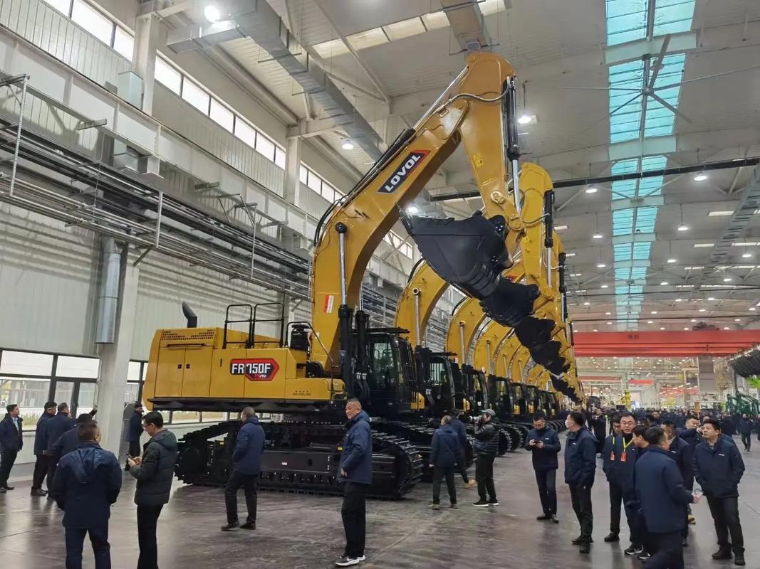 濰柴智慧重工新工廠 智能科技引領，年產逾兩萬臺高能工程機械